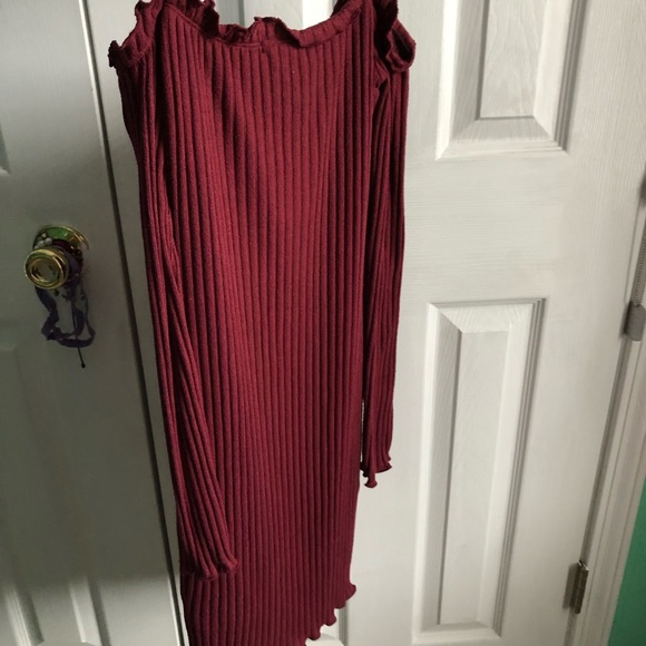 off the shoulder button down dress - Picture 3 of 5